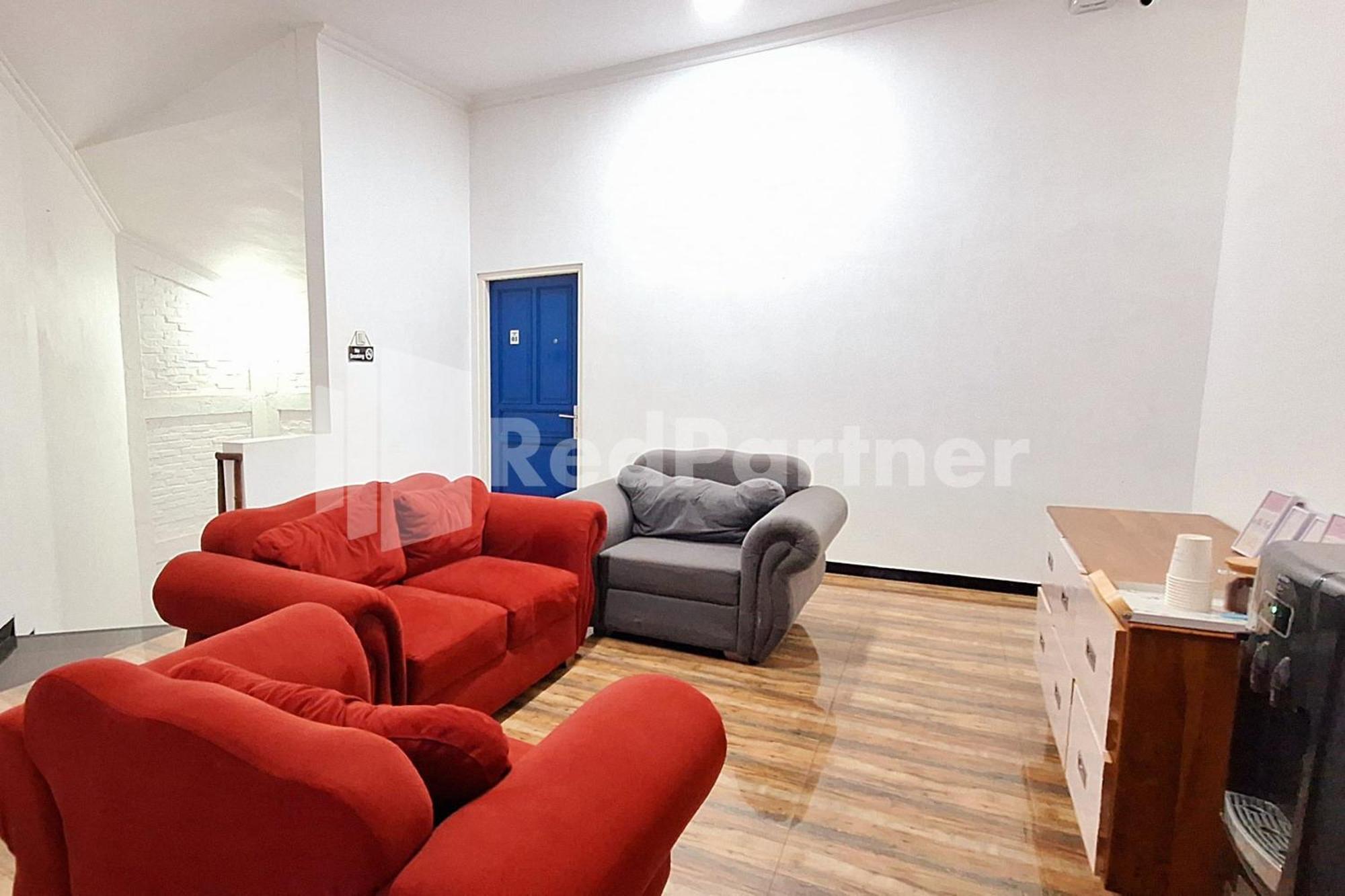 House N Coffee 55 Temanggung Redpartner Hotel Ngoại thất bức ảnh